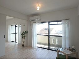 JR山陰本線 嵯峨嵐山駅 徒歩8分の賃貸マンション 4階3LDKのリビング/ダイニング