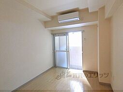 京都市営烏丸線 北大路駅 徒歩5分の賃貸マンション 1階1Kのリビング/ダイニング