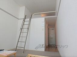 レオパレスＲａｉｎｂｏｗ 2階1Kのリビング/ダイニング