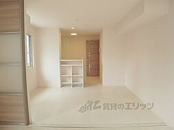 コア・ジュピター円町 1階1LDKのリビング/ダイニング