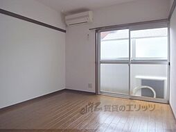 ラウンドテーブル 201 2階1Kのリビング/ダイニング