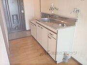 2口コンロが置ける広めのキッチンです