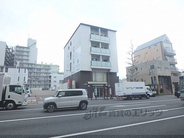 京都府京都市右京区西院南高田町(賃貸マンション1K・3階・29.00㎡)の写真 その1