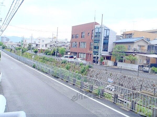 画像28:前面道路