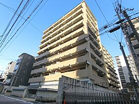 コスモ二条城東  ｜ 京都府京都市中京区小川通押小路下る下古城町（賃貸マンション3LDK・5階・62.02㎡） その1