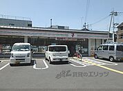 セブンイレブン　京都佐井通丸太町店まで100メートル