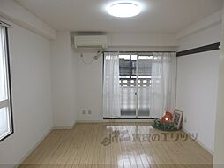 ＨＥＲＳＥＤ’ＯＲ 3階1Kのリビング/ダイニング