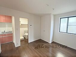 JR山陰本線 円町駅 バス8分 花園扇野町下車 徒歩11分の賃貸アパート 1階1Kのリビング/ダイニング