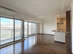 プレサンスロジェ太秦天神川駅前 5階2LDKのリビング/ダイニング