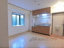 ヴィヴァーチェ千本 307 3階2DKのリビング/ダイニング