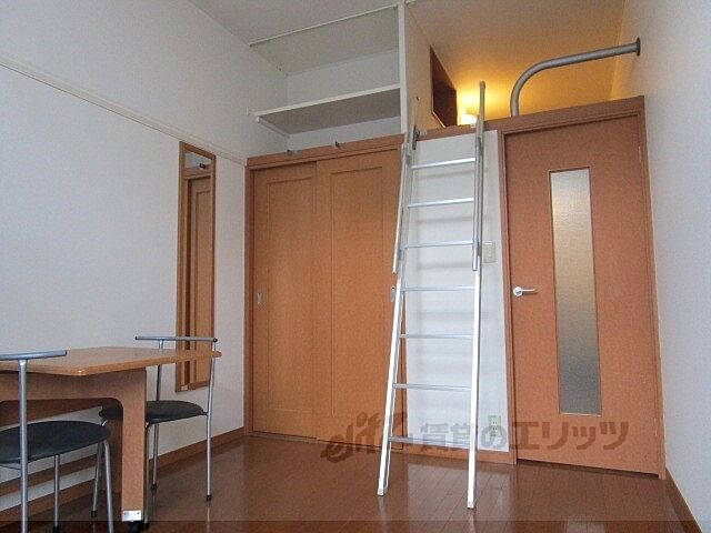 寝室