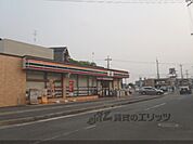 セブンイレブン　京都牛ケ瀬店まで500メートル