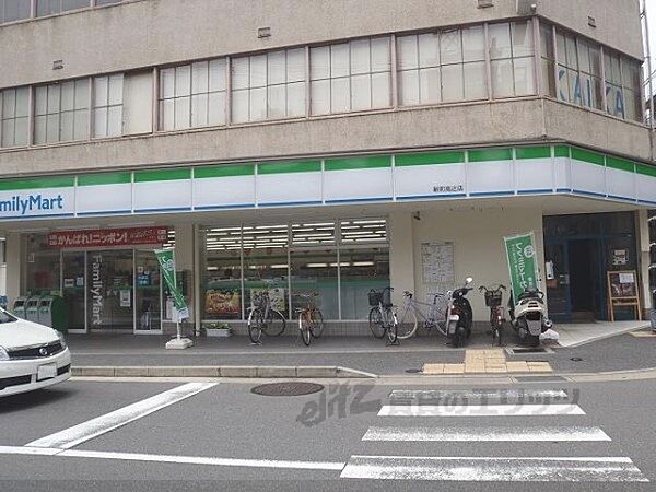 画像18:ファミリーマート　新町高辻店まで200メートル