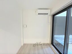 VINA山科WEST 3階1DKのリビング/ダイニング