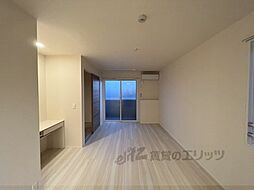 アイル京都山科 305 3階1LDKのリビング/ダイニング