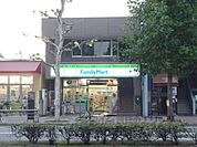 ファミリーマート　中徳烏丸二条店まで210メートル