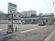 ファミリーマート　御池山ノ内店まで400メートル