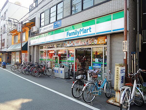 画像22:ファミリーマート犬上屋梅香店 424m