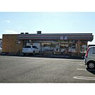 コンビニ「セブンイレブン長野大豆島店まで731ｍ」