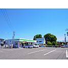 コンビニ「ファミリーマート長野高田店まで49ｍ」