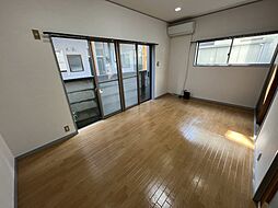居間
