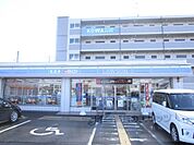 ローソン　草津南笠東三丁目店まで650メートル