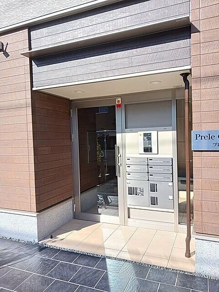 建物エントランス