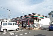 その他「セブンイレブン下堀店まで90m」