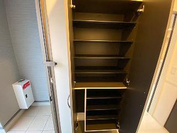 収納