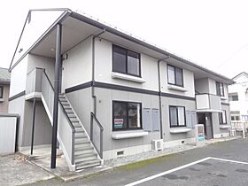 山形県山形市南館3丁目（賃貸アパート2LDK・1階・48.66㎡） その1