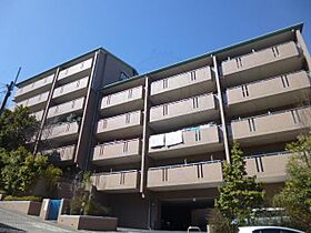 愛知県名古屋市昭和区山里町5番（賃貸マンション2LDK・5階・97.33㎡） その1