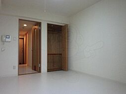 メリーコート 2階1Kの寝室