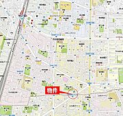 隣がローソン、徒歩1分に公園あります。