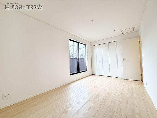 寝室を拡大表示
