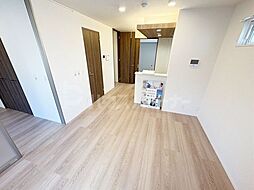 セレスティア西綾瀬 206 2階2LDKのリビング/ダイニング