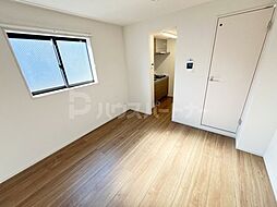 イクシオ竹ノ塚 302 3階1DKのリビング/ダイニング