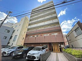 京都府京都市下京区高辻烏丸西入ル小島町（賃貸マンション1LDK・3階・33.82㎡） その1