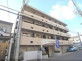 京都府京都市右京区西院西高田町（賃貸マンション1K・3階・12.63㎡） その1