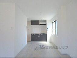 Ｌａｑｕｏｈ　Ｃｏｍｐｌｅｘ 401 4階ワンルームのリビング/ダイニング