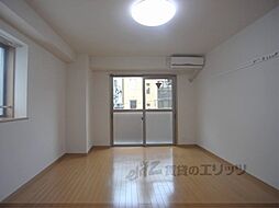 メディナ三条室町 5-A 5階1Kのリビング/ダイニング