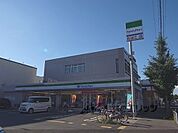 ファミリーマート　葛野大路高辻店まで180メートル
