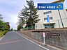 周辺：仙台市立将監中学校 徒歩8分。 590m