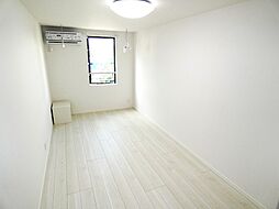 ヴィラ川口西青木 301 3階1Kのリビング/ダイニング