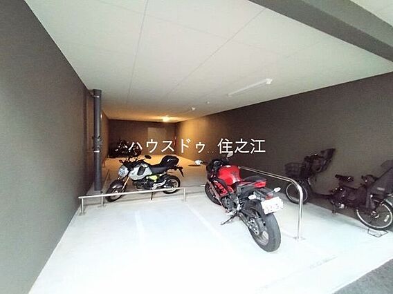 ★バイク置場。...
