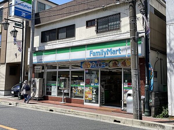 画像7:【コンビニエンスストア】ファミリーマート 上野芝店まで336ｍ