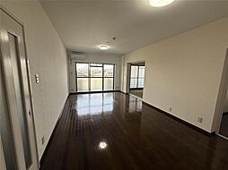 Ｖｉｖｅｌｌｅ彦根城町 203 2階3LDKの室内