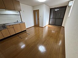 アイハウス A 1階2LDKの室内