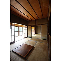居間