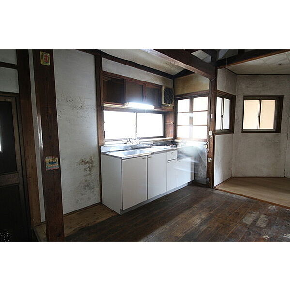 detached 茨城県石岡市若松2丁目

地図を見る