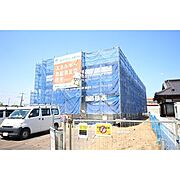 建築中